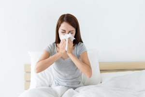 風邪の時は要注意！ 鼻水で肌がかぶれるもう一つの原因