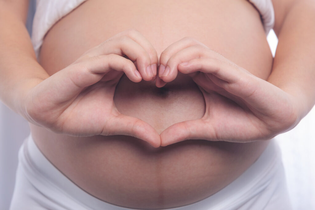 産後にシミができやすくなるのはどうして？対策方法は？